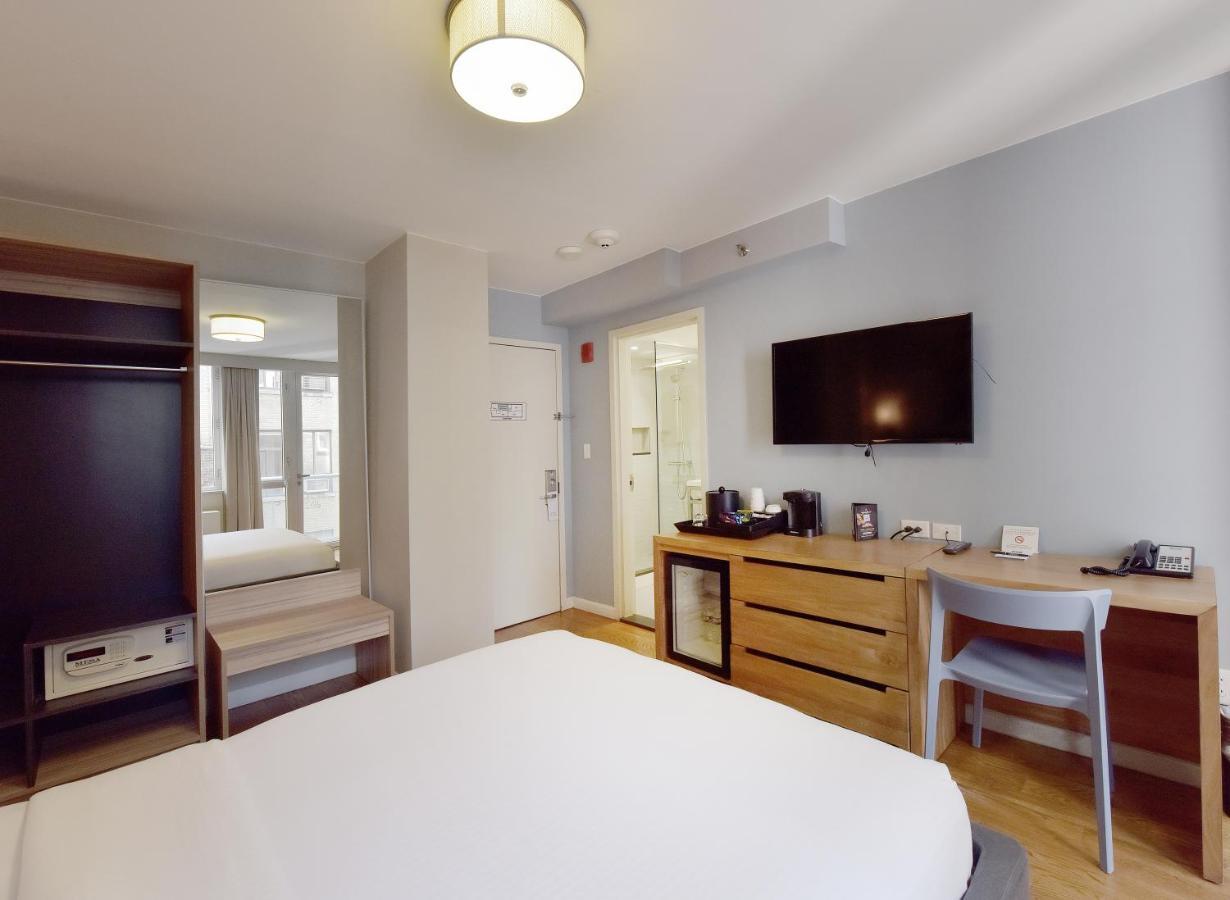Estudio con balcón - Cama grande